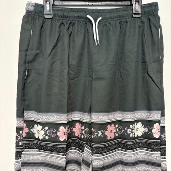NEW Women Summer Casual Beach Bermuda Shorts Boho Striped Knee Length Pant Sz. L - Picture 1 of 4